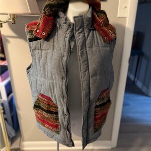 Gray and Multicolor Men's Vest